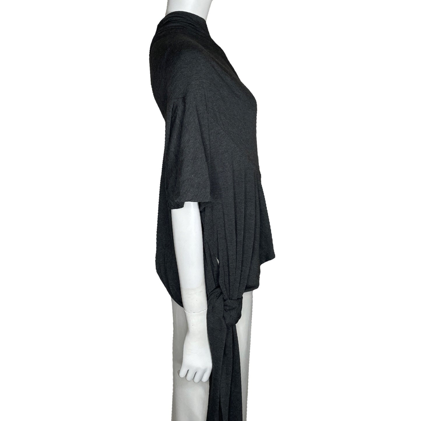 Top Maria Elena Villamil Asimétrico Gris-Talla U