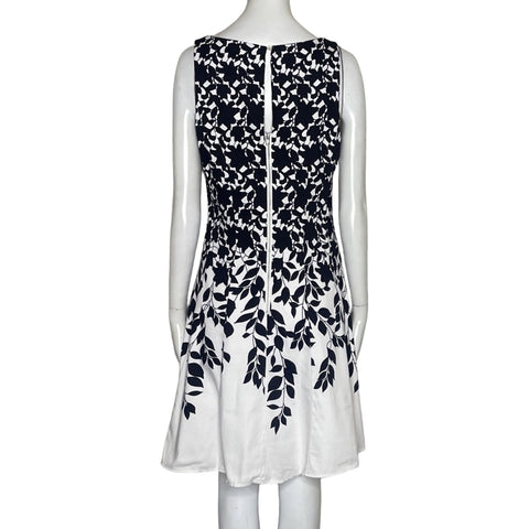 Vestido Maggy London Cuello V Sin Manga
Blanco-Talla 6
