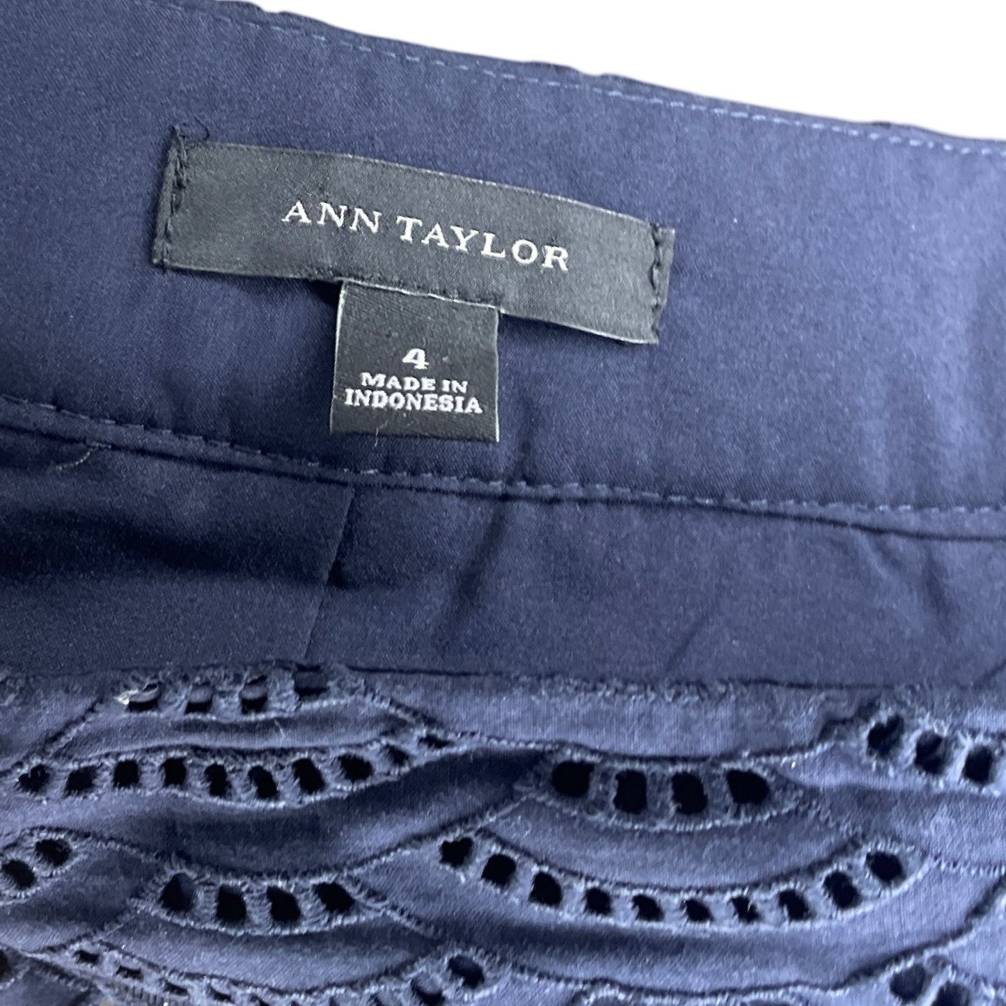 Falda Ann Taylor Recta Encaje Azul-Talla 4