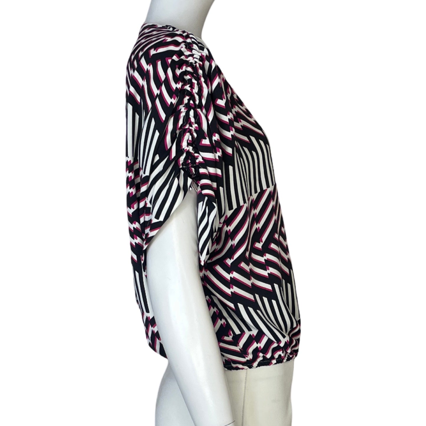Blusa Express Estampado Línea Fucsia - Talla S