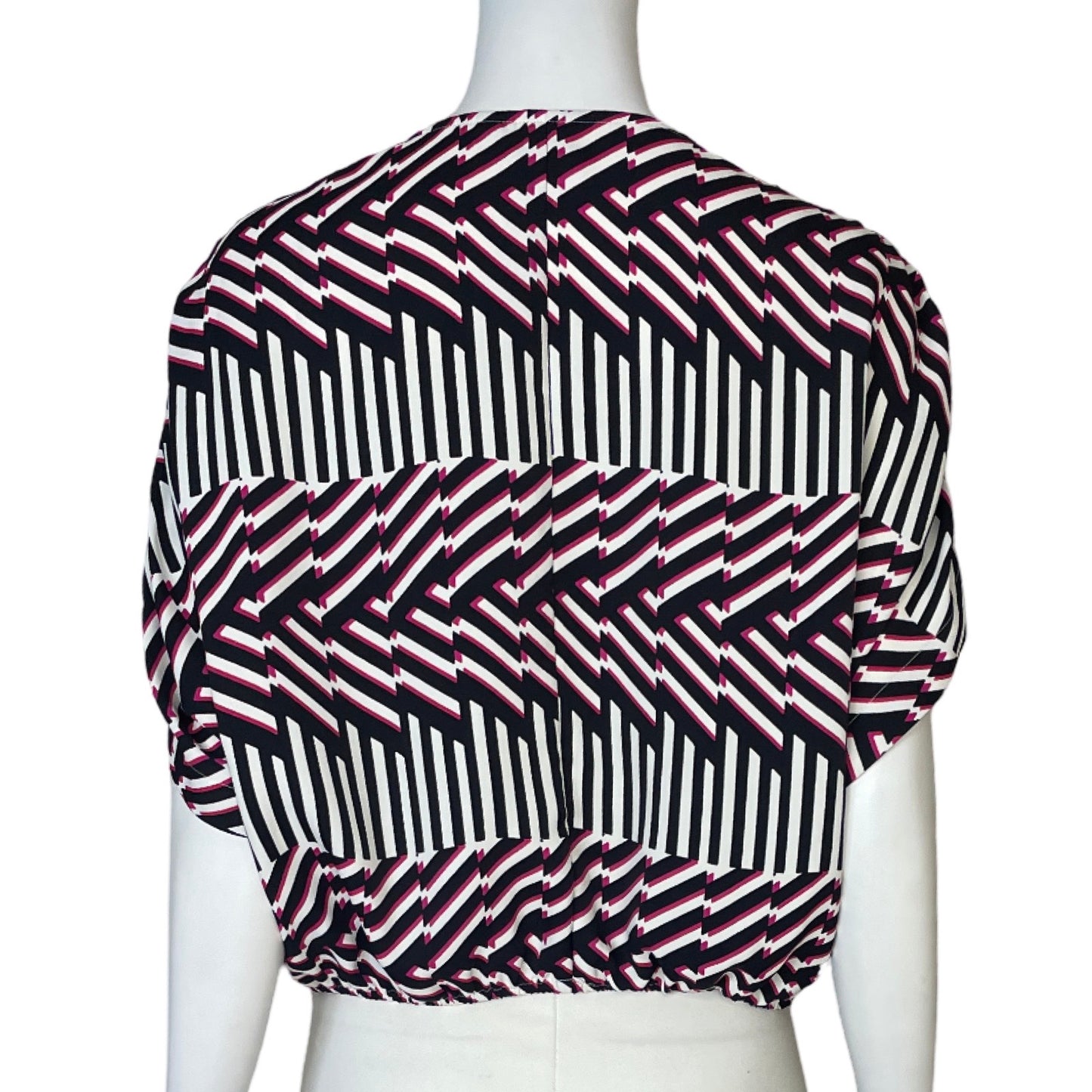 Blusa Express Estampado Línea Fucsia - Talla S