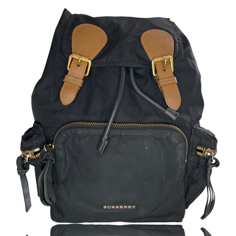 * Bolso Burberry The Rucksack Nylon Negro-Talla M