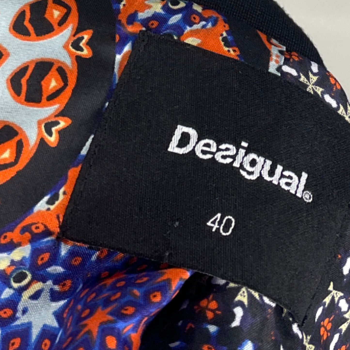 Blazer Desigual Bordados Negro - Talla 8