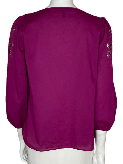Blusa White House Black Market Encaje Morado-
Talla S