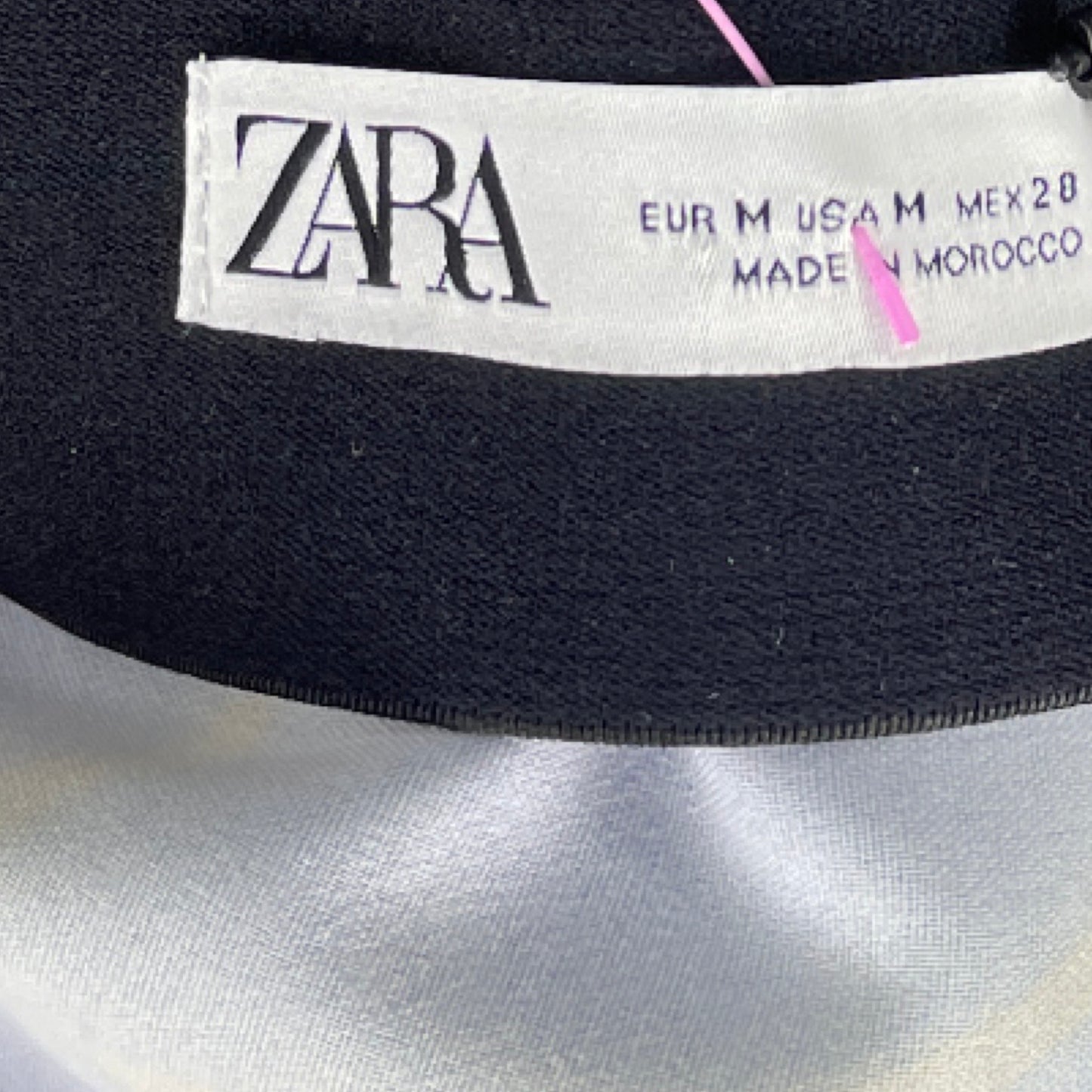 Falda Zara Estampado Fucsia - Talla M