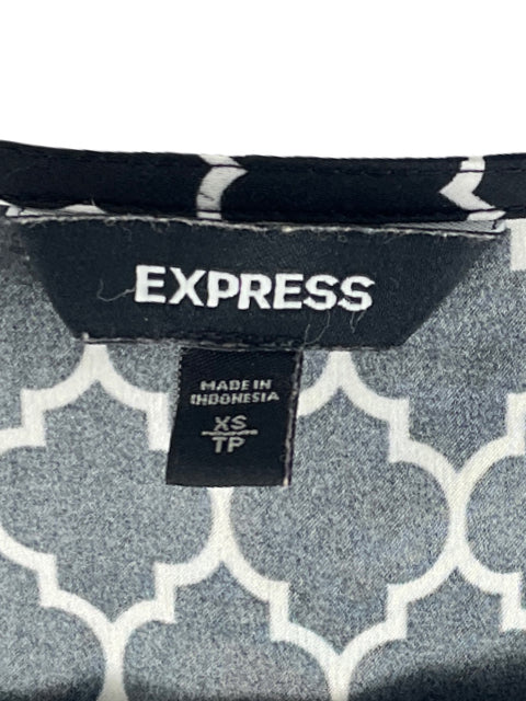 Blusa Express Estampadpo Cremallera-Talla XS