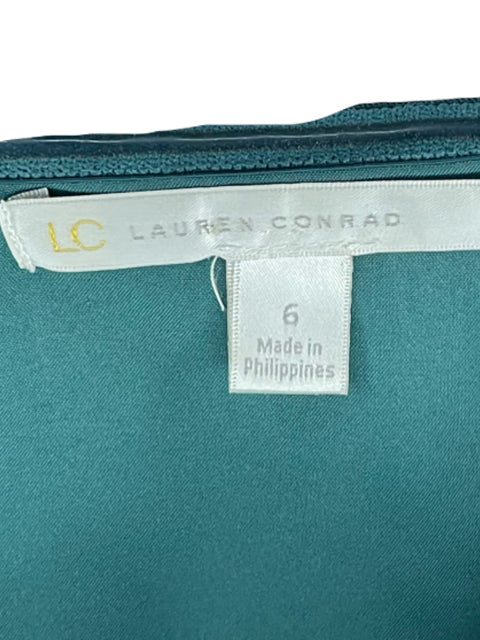 Vestido Lauren Conrad Capas Verde-Talla 6