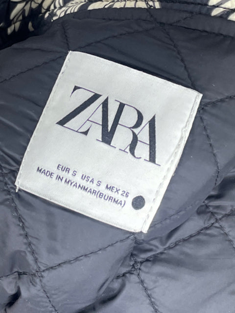 Abrigo Zara Flores Azul - Talla S