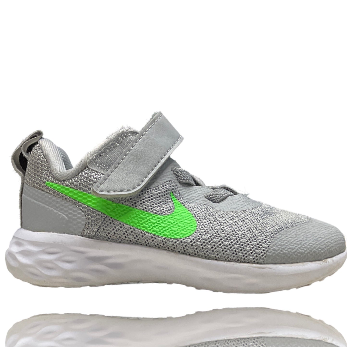 Calzado Nike Velcro Gris-Talla 6C