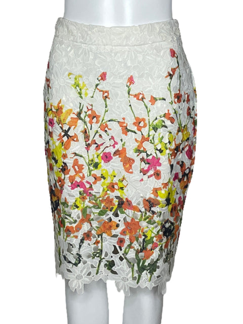 Falda Studio F Encajes Flores Blanco-Talla 6