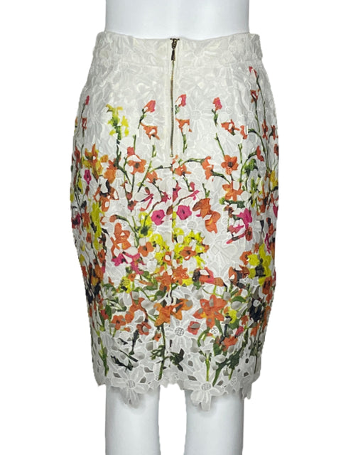 Falda Studio F Encajes Flores Blanco-Talla 6