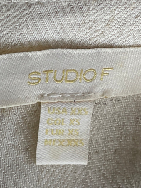 Top Studio F Bordado Beige-Talla XS