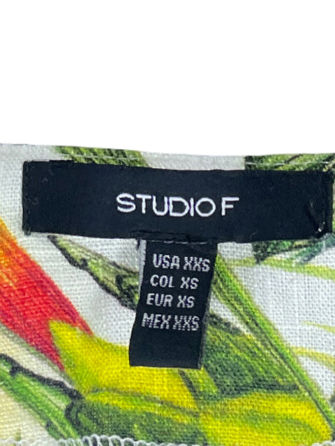 Top Studio F Cruzado Hojas Verde-Talla XXS