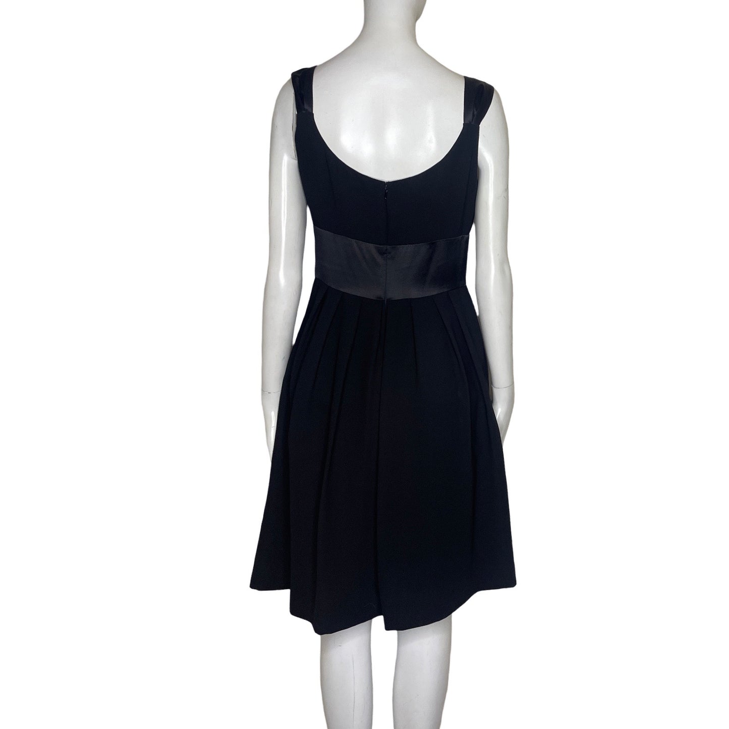Vestido Maggy London Sin Manga Negro-Talla 6