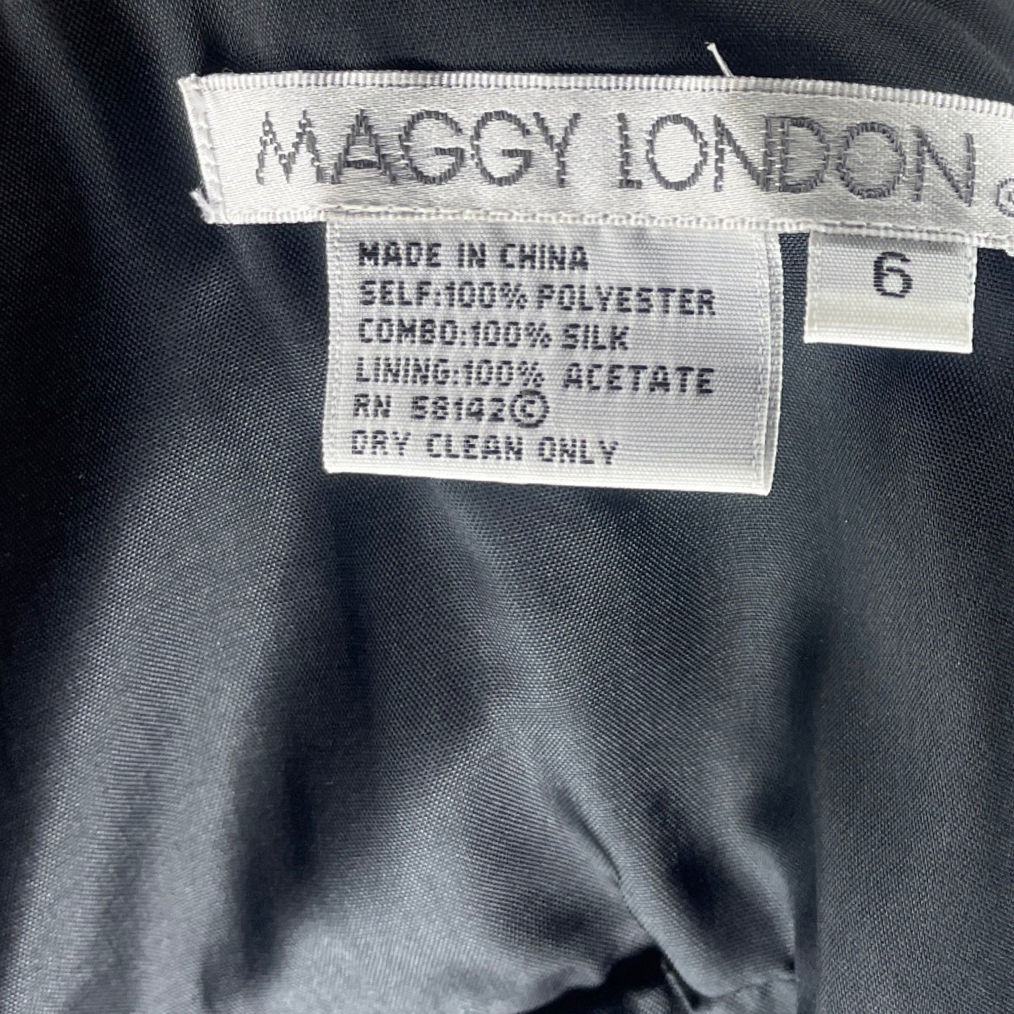 Vestido Maggy London Sin Manga Negro-Talla 6