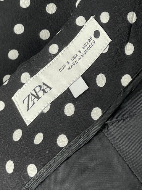 Short Zara Puntos Negro-Talla S