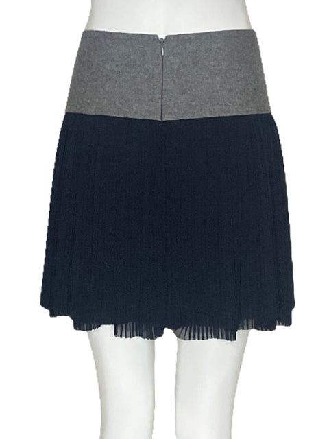 Falda Ted Baker Plisada Negro-talla 3