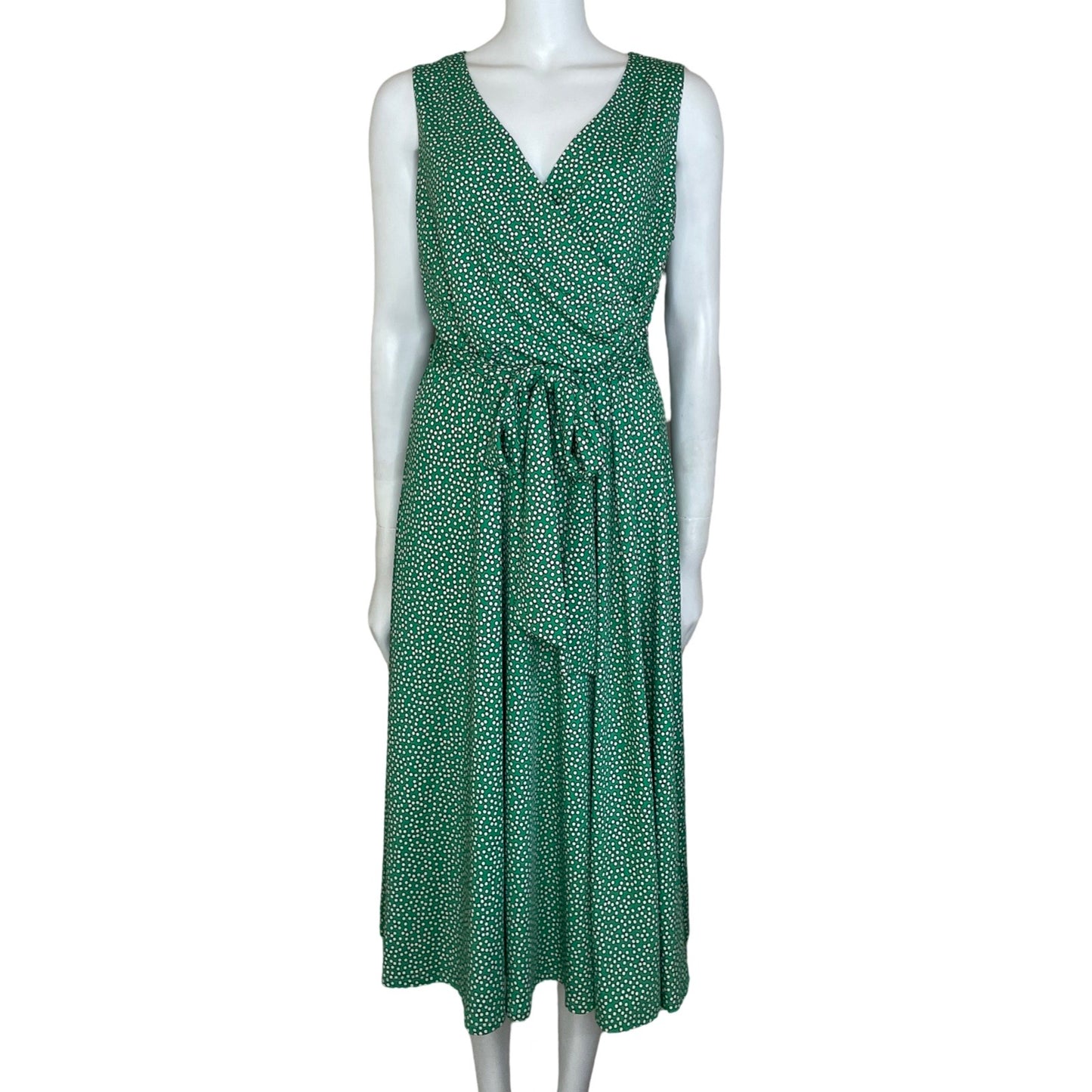 Vestido Tiana B. Puntos Sin Mangas Acampanado
Verde-Talla 10