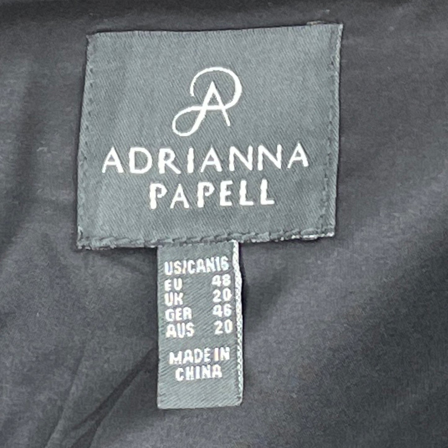 Vestido Adriana Papell Flores Estampado Sin
Mangas Negro-Talla 48