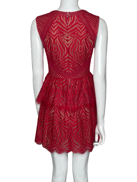 Vestido BCBG Encaje Vuelo Rojo-Talla 06