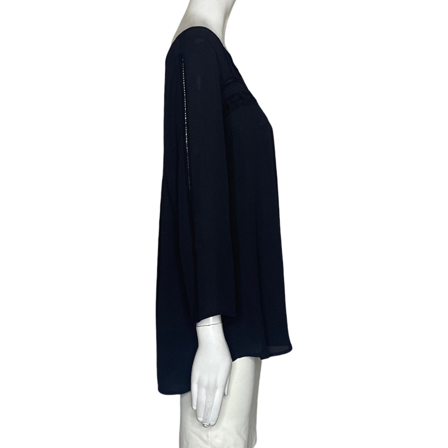 Blusa Appraisal Cuello Redondo Negro-Talla L