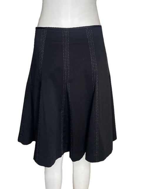 Falda Jennifer Eden Bordado Negro-Talla 6