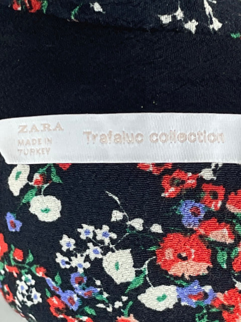 Blusa Zara Flores Mangas Negro-Talla S