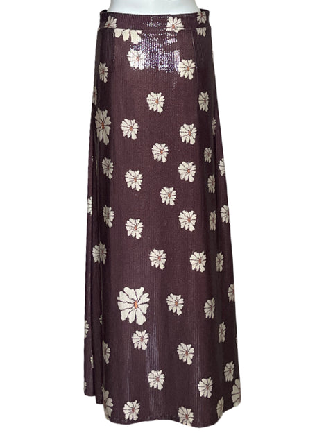 Falda Pequeña Indulgencia Floral Sequín
Rojo Vino-Talla S
