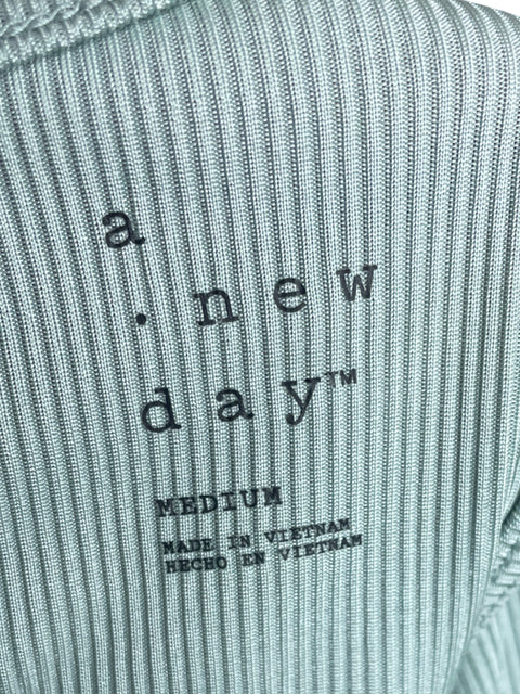 Blusa A. New Day Tiras Verde-Talla M