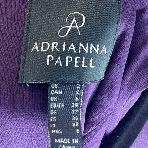 Vestido Adrianna Papell One Shoulder 
Morado-Talla 2