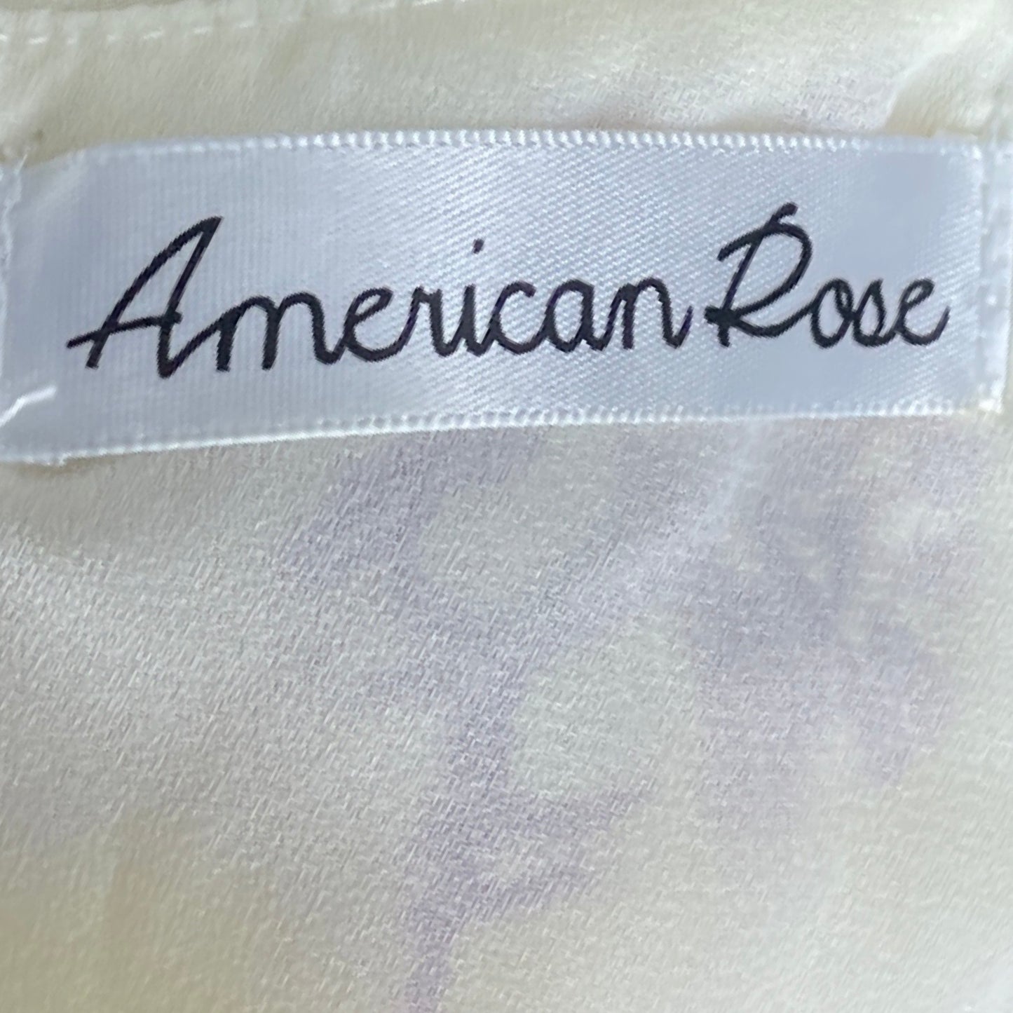 Vestido AMERICAN ROSE Tiras Flecos Floral Blanco - Talla S