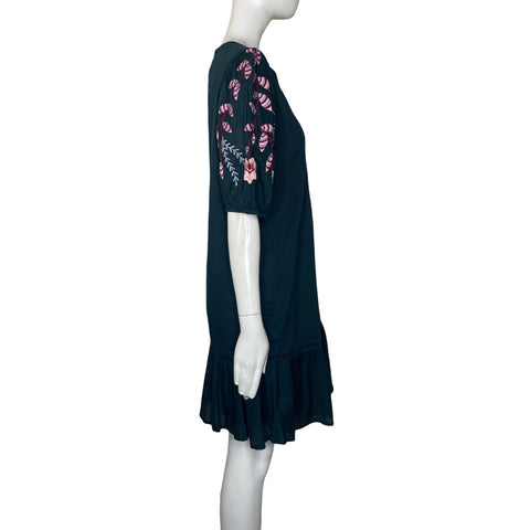 Vestido Sfera Basic Cuello Mangas Flores 
Verde-Talla S