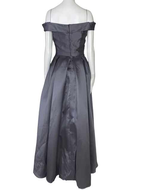 Vestido Xscape Acampanado Off Shoulder Gris-Talla 8