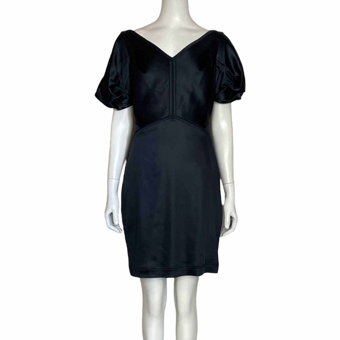 Vestido ZSpoke Cuello V Mini Satinado Azul Navy
-Talla 8