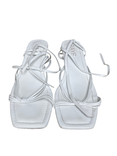 Calzado Raye Sandalias Strappy Kitten Heel Blanco-Talla 7