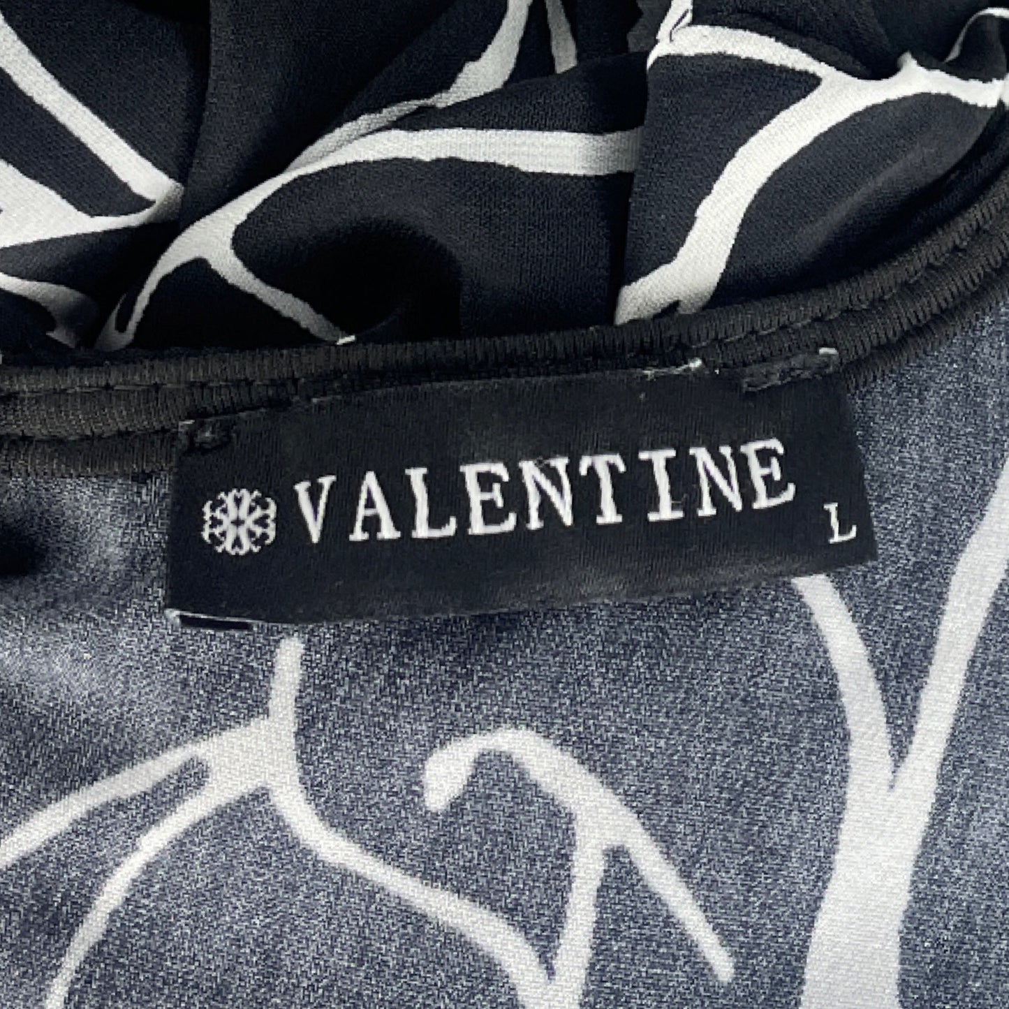 Mono Valentine Estampado Sin Mangas Negro - Talla L