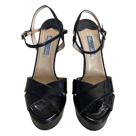 * Calzado Prada Crossed Charol Negro-Talla 39