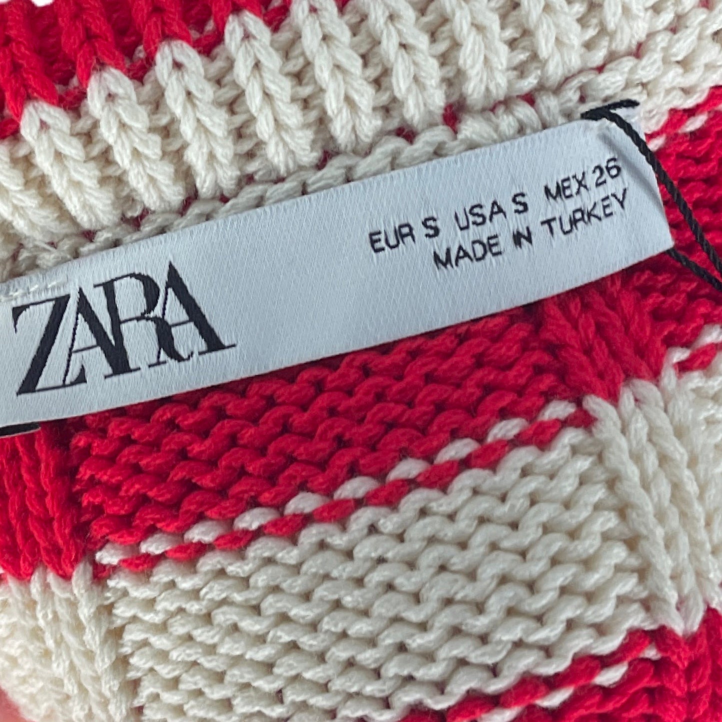 Abrigo Zara Líneas Botones Rojo - Talla S