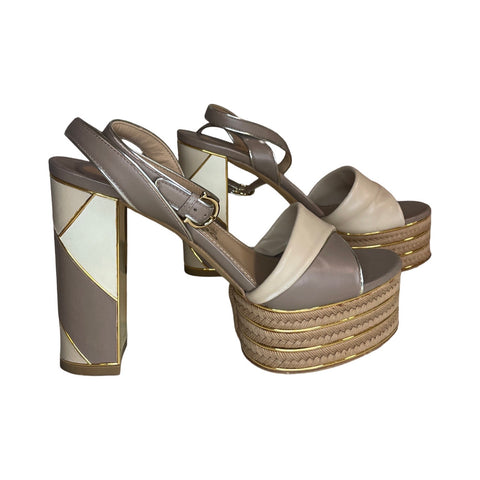 * Calzado Salvatore Ferragamo Gaga Beige-Talla