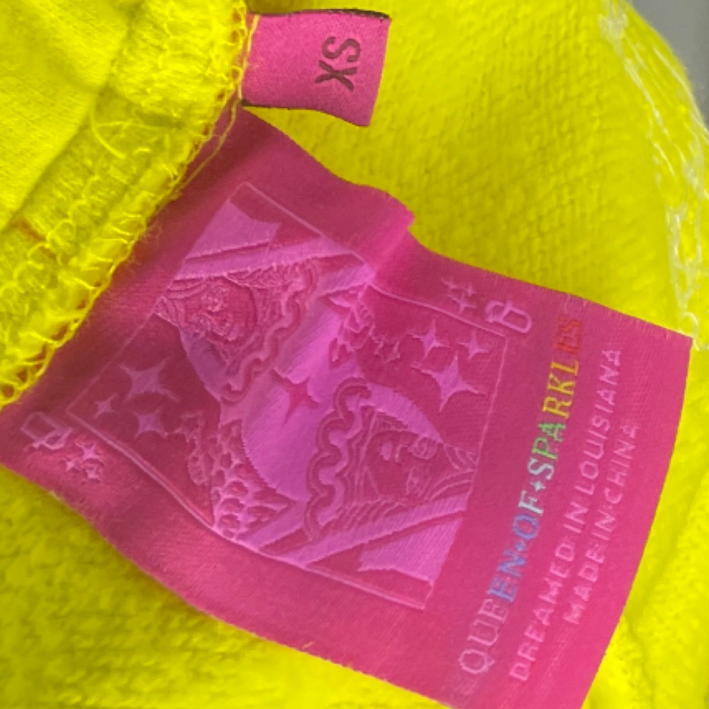 Set Queen Of Sparkles Sweater + Short Peces Amarillo - Talla XS