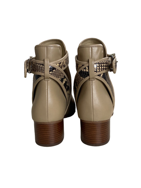 Calzado Michael Kors Britton Ankle Bootie Beige-Talla 7.5