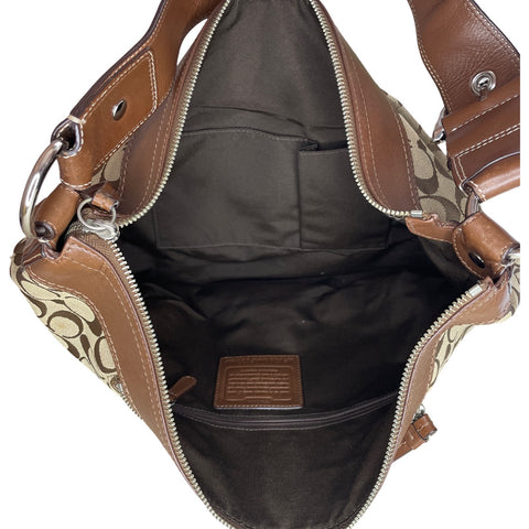 * Cartera Cooach Signature Pleated Hobo Marròn