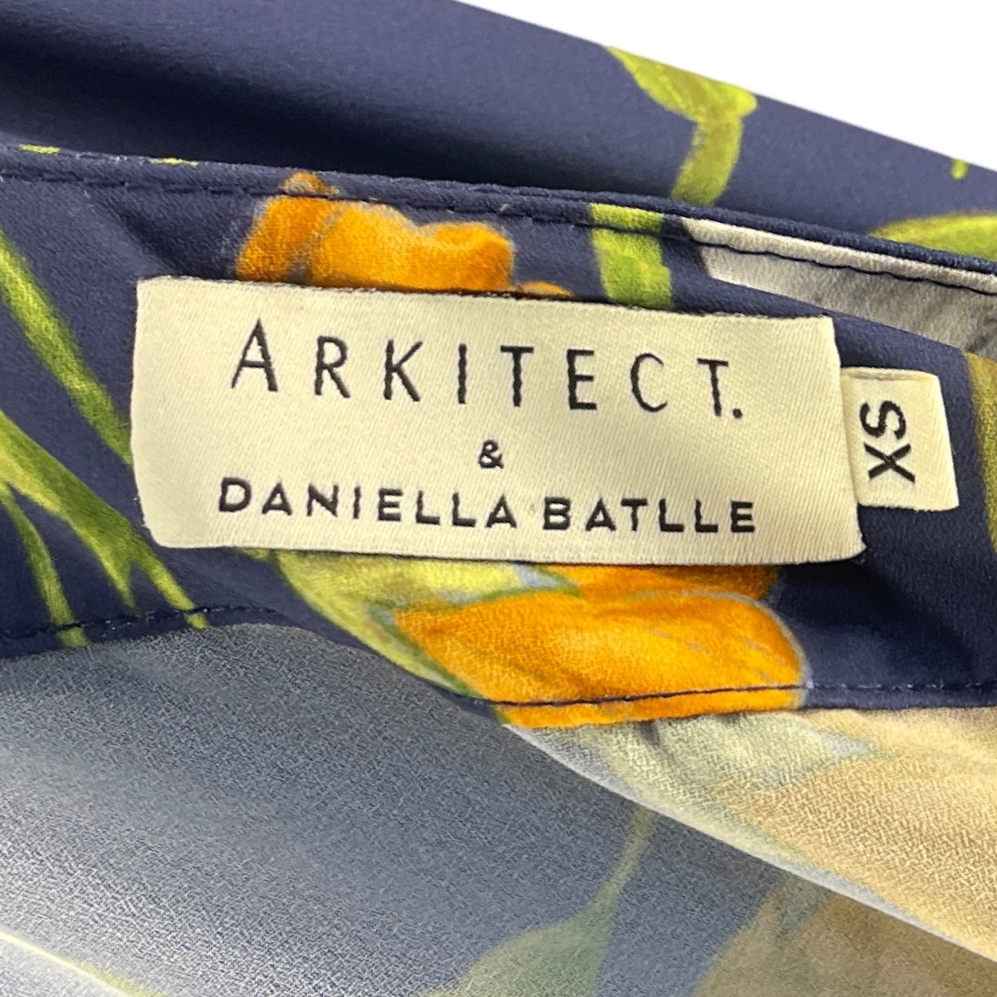 Cardigan Arkitect & Daniela Batlle Floral
 Azul- Talla U