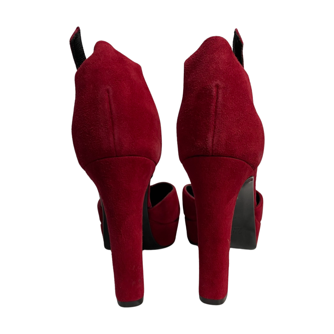 Calzado Gucci Tacones Gamuza Rojo-Talla 36.5