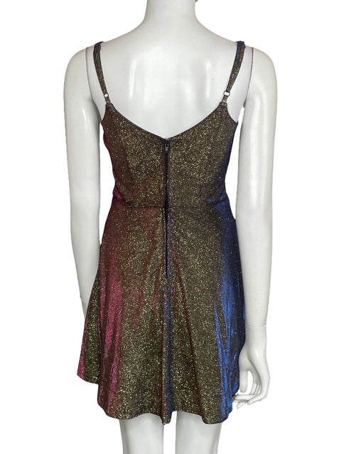 Vestido Speechless Shiny Reflectivo Dorado-Talla 3