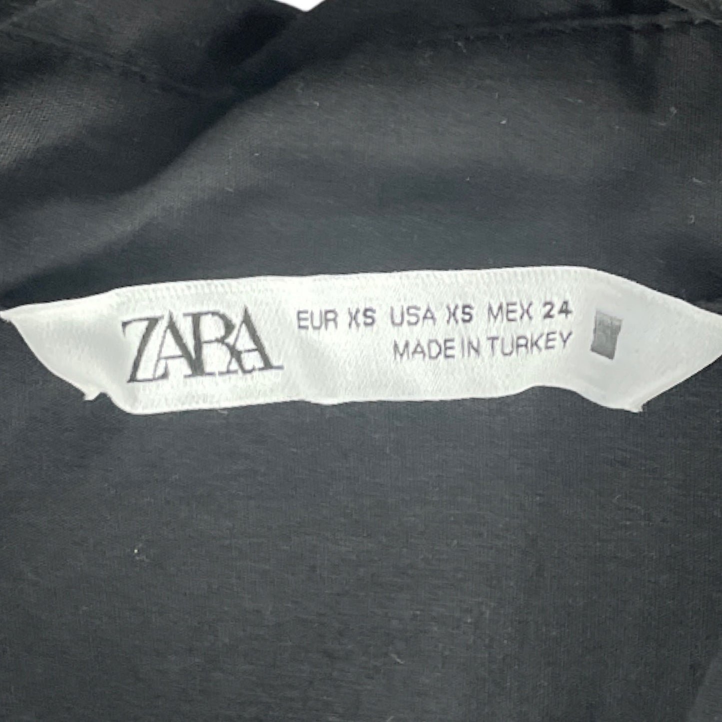 Camisa Zara Tachas Negro - Talla XS