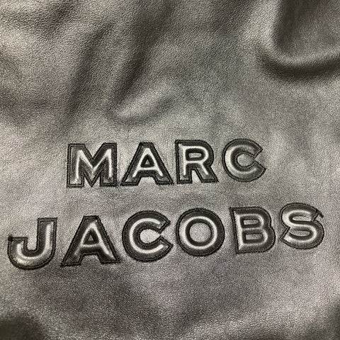 * Cartera Marc Jacobs The Flash Hobo Negro-Talla M