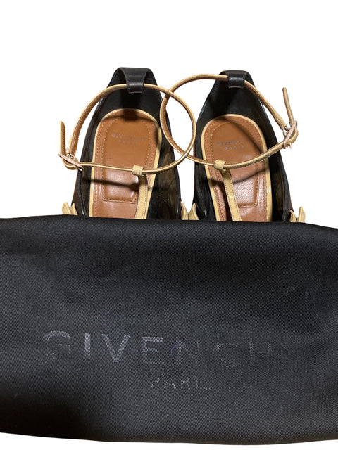 * Calzado Givenchy Bicolor Negro-Talla 37.5