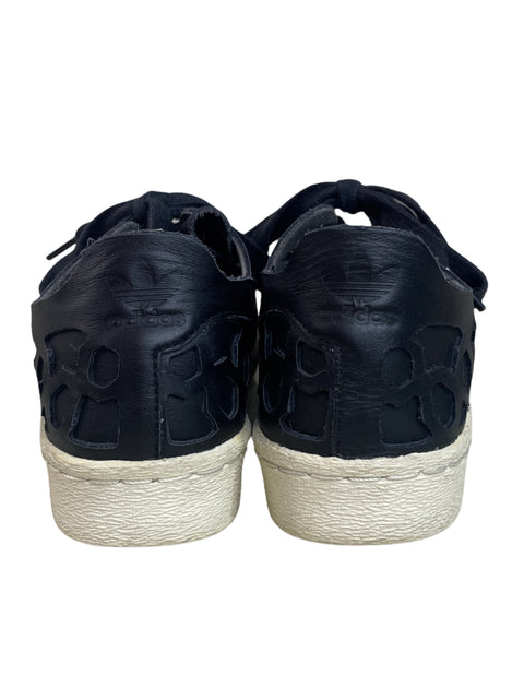 Calzado Adidas Superstar 80s Cut Out BY2120 
Negro-Talla 6