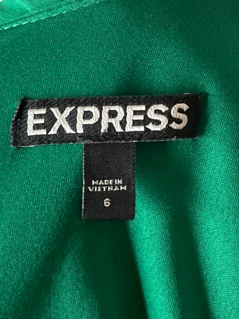 Vestido Express Mini Cut Out Verde-Talla 6
